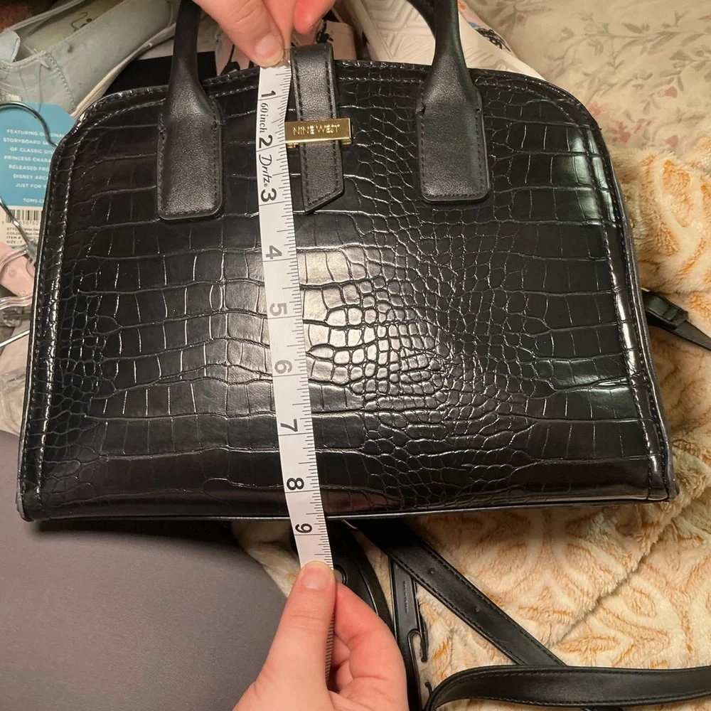 Nine West Black Croc-Embossed Satchel 🖤
